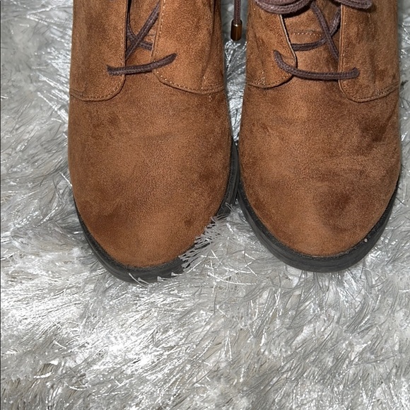 Fall boots - Picture 4 of 6